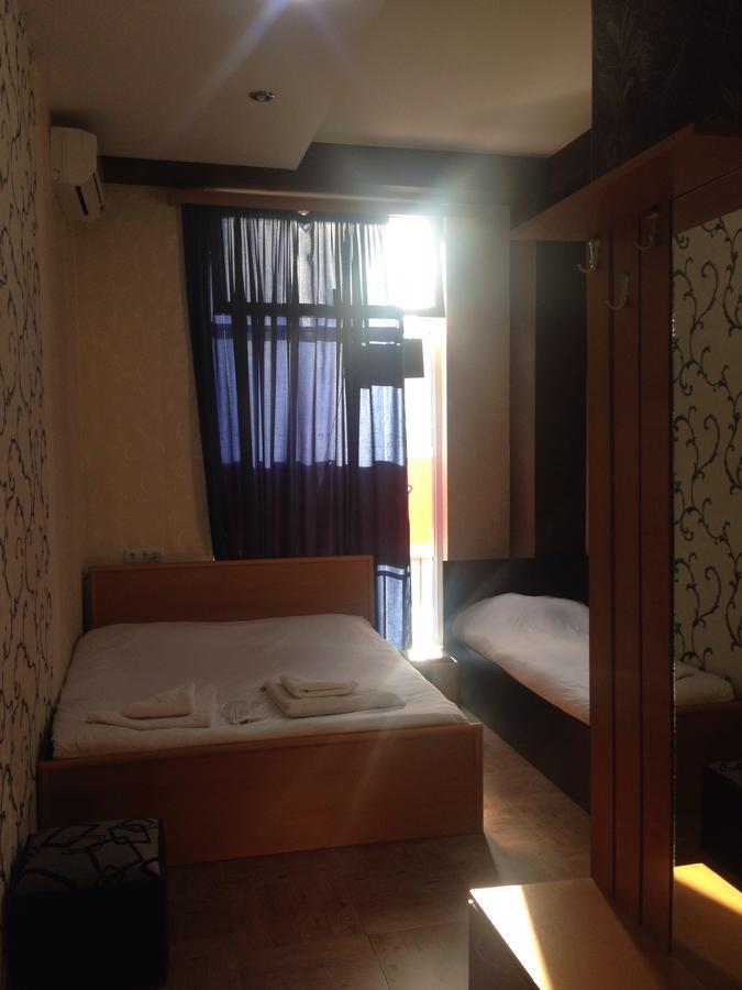 Visit Hotel Tbilisi Buitenkant foto